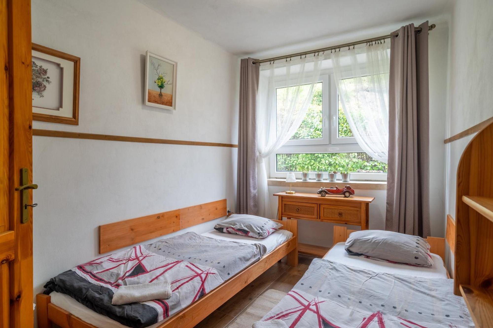 Holiday home Ema Nikol Rovensko pod Troskami